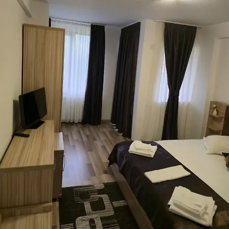 Pensiunea Alex Konukevi 4*